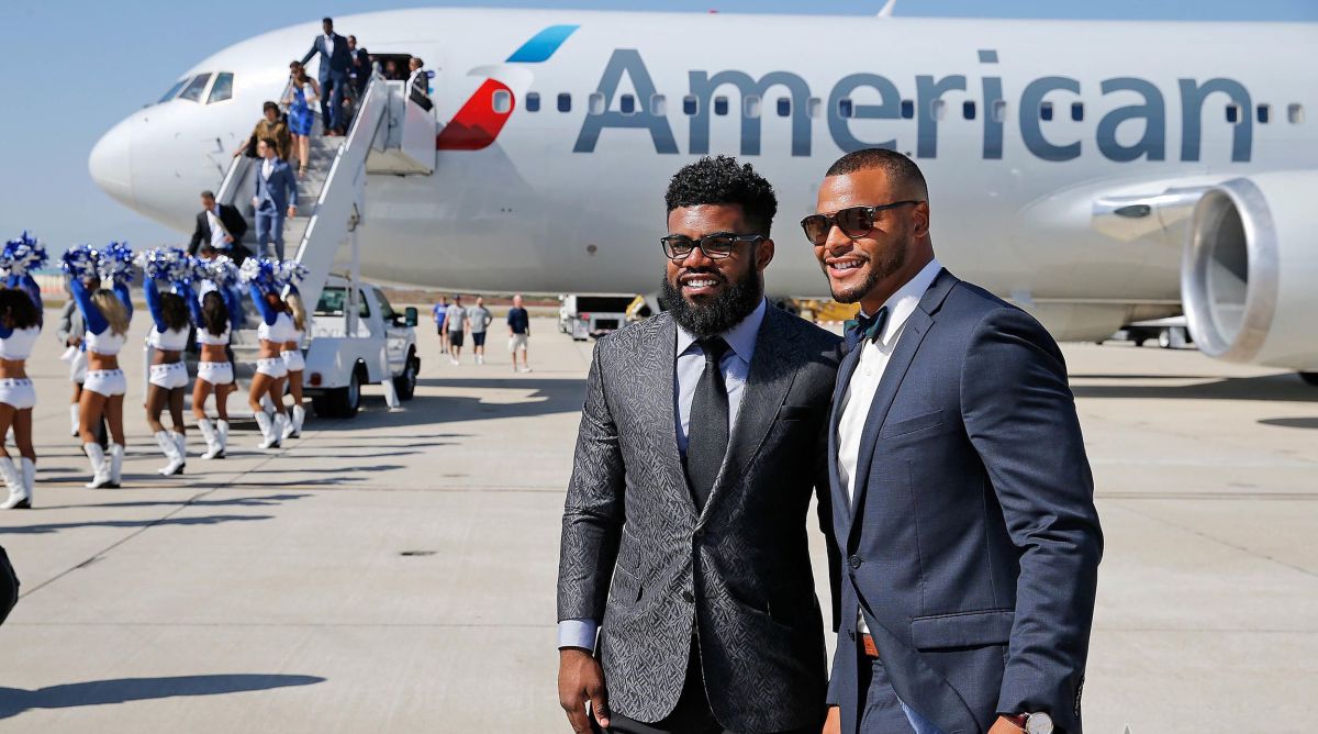 dak zeke plane 
